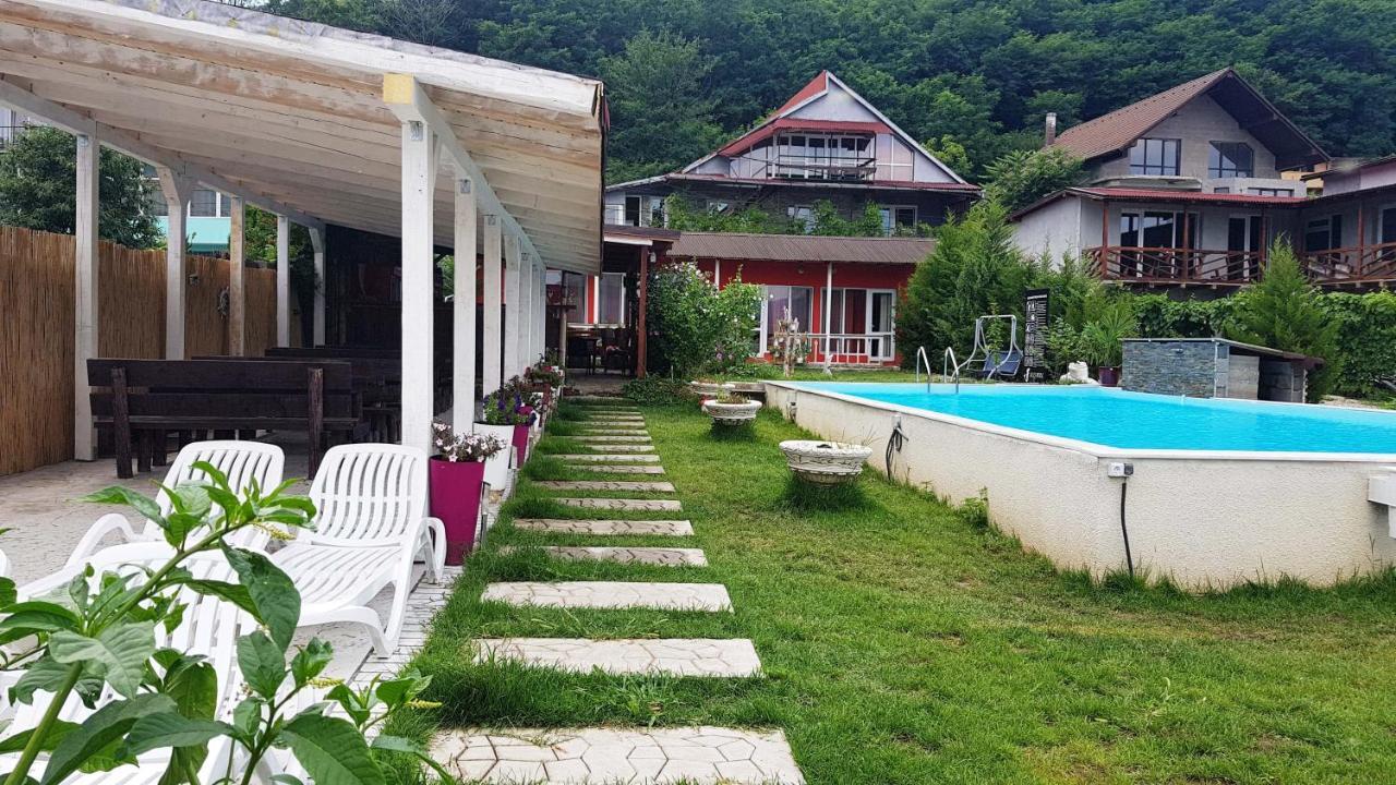 Hotel Casa Wanted Orşova Extérieur photo